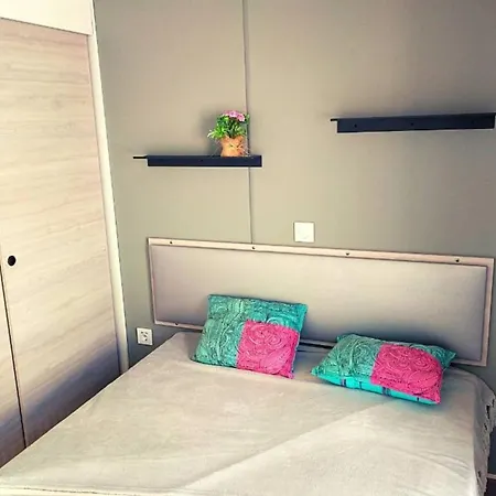 Mobilhome 2 Chambres 2 Sdb Сasa de vacaciones